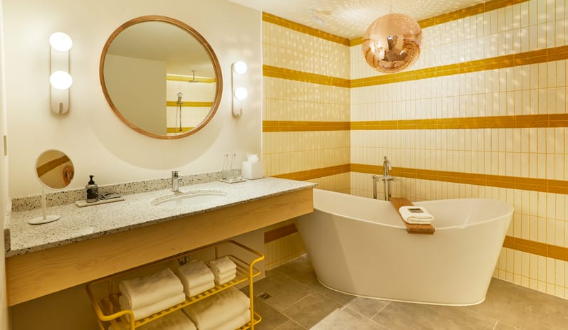 The Standard, Hua Hin - Superior Suite Bathroom 1